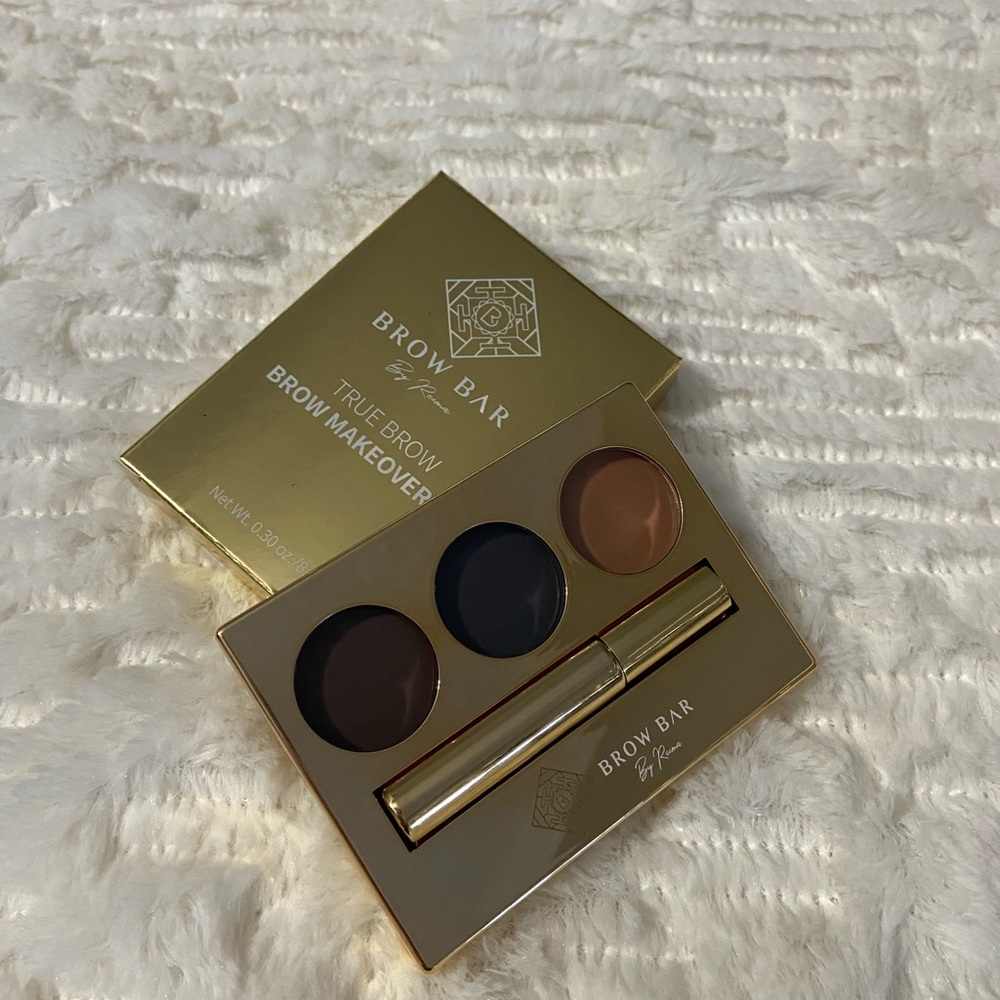 True brow. Brow makeover kit. Brow filler